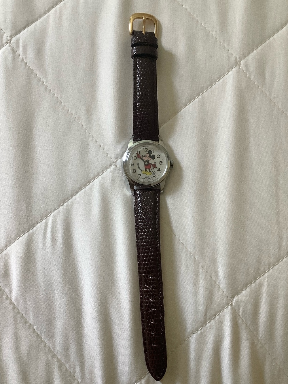 vintage 1970s Bradley Swiss-made Mickey Mouse watch needs new battery!